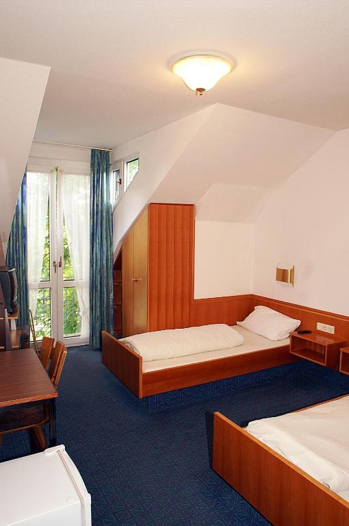 Fraenkischer Gasthof Lutz Giebelstadt Room photo